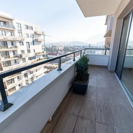 Mohost Roa - Elegant Retreat With Mountain View * Braşov
